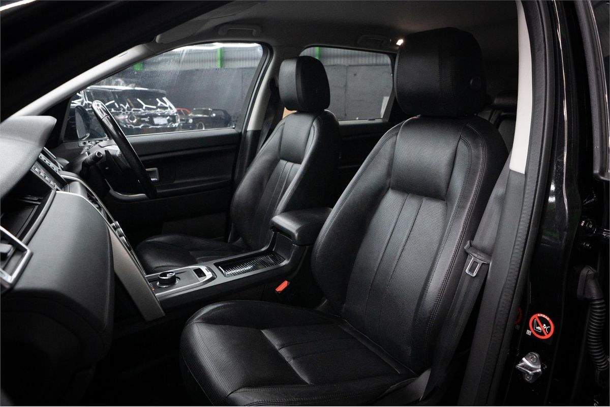 2017 Land Rover Discovery Sport TD4 180 SE L550