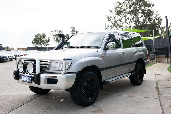 2003 Toyota Landcruiser GXL UZJ100R