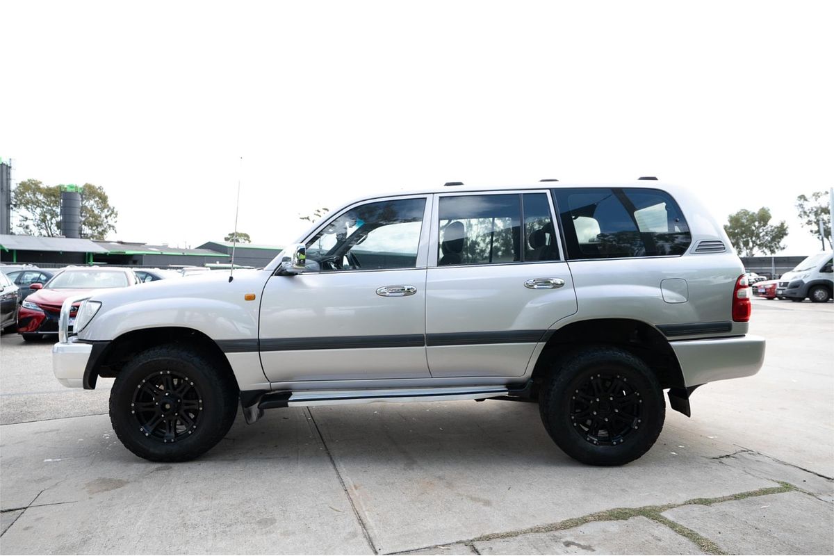 2003 Toyota Landcruiser GXL UZJ100R