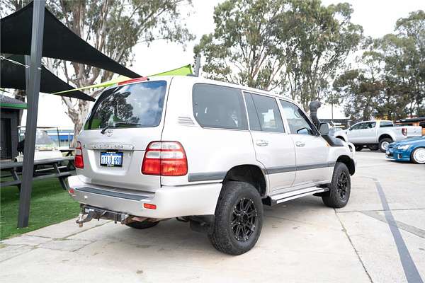2003 Toyota Landcruiser GXL UZJ100R