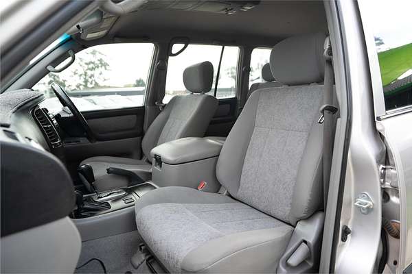 2003 Toyota Landcruiser GXL UZJ100R