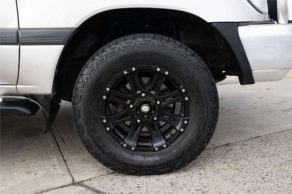 2003 Toyota Landcruiser GXL UZJ100R