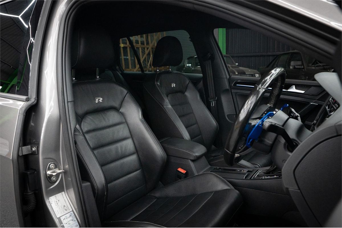2016 Volkswagen Golf R 7
