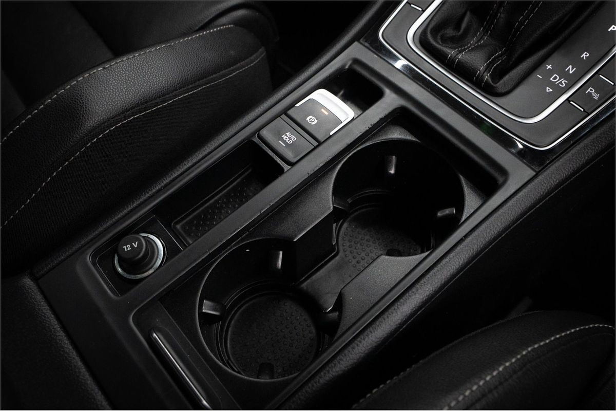 2016 Volkswagen Golf R 7