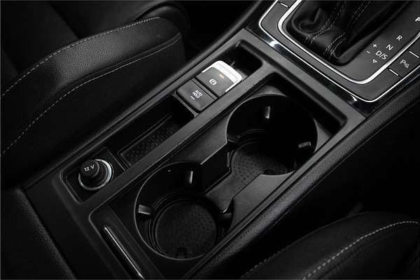 2016 Volkswagen Golf R 7
