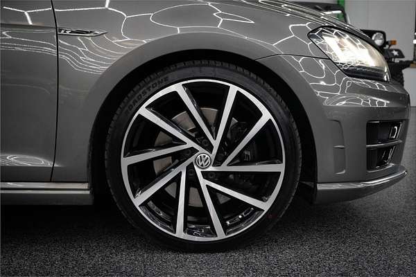 2016 Volkswagen Golf R 7