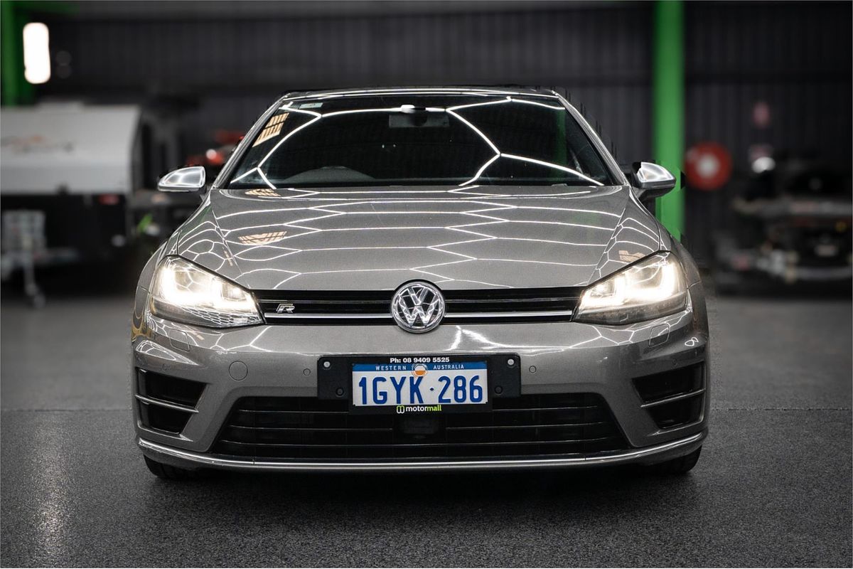 2016 Volkswagen Golf R 7