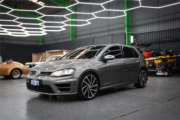 2016 Volkswagen Golf R 7