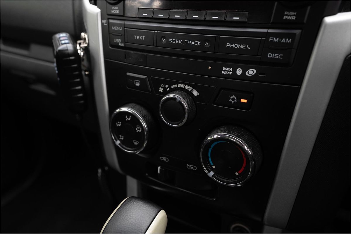 2014 Isuzu D-MAX LS-U HI-RIDE (4x2) TF MY14 Rear Wheel Drive