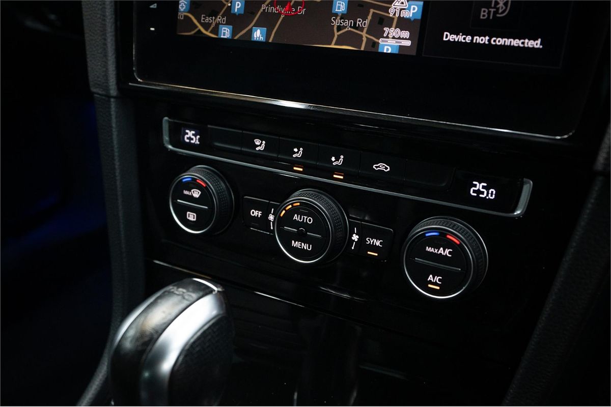 2014 Volkswagen Golf R 7