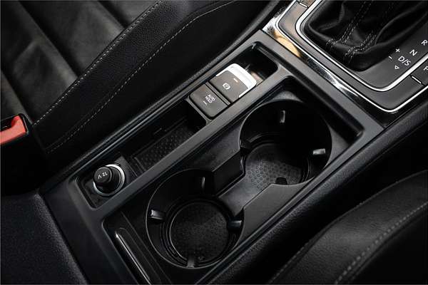 2014 Volkswagen Golf R 7