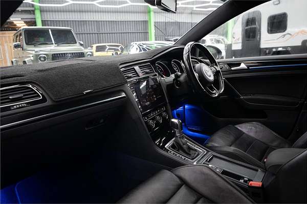 2014 Volkswagen Golf R 7