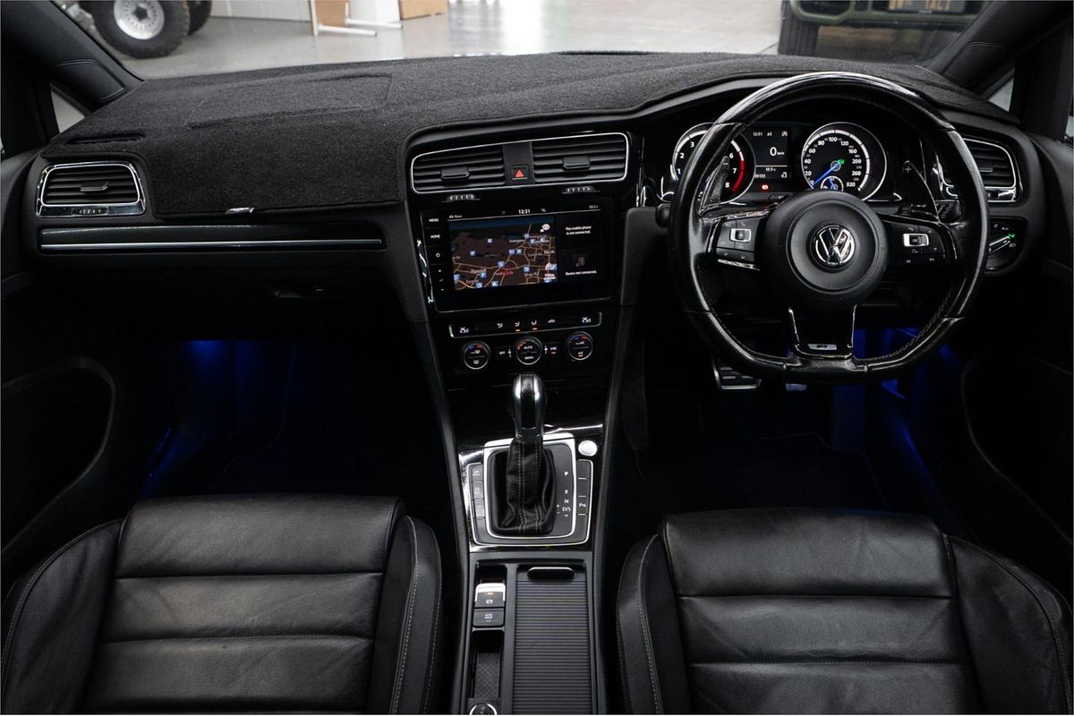 2014 Volkswagen Golf R 7