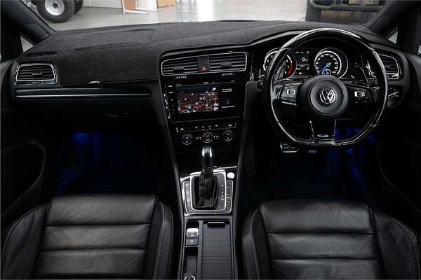 2014 Volkswagen Golf R 7
