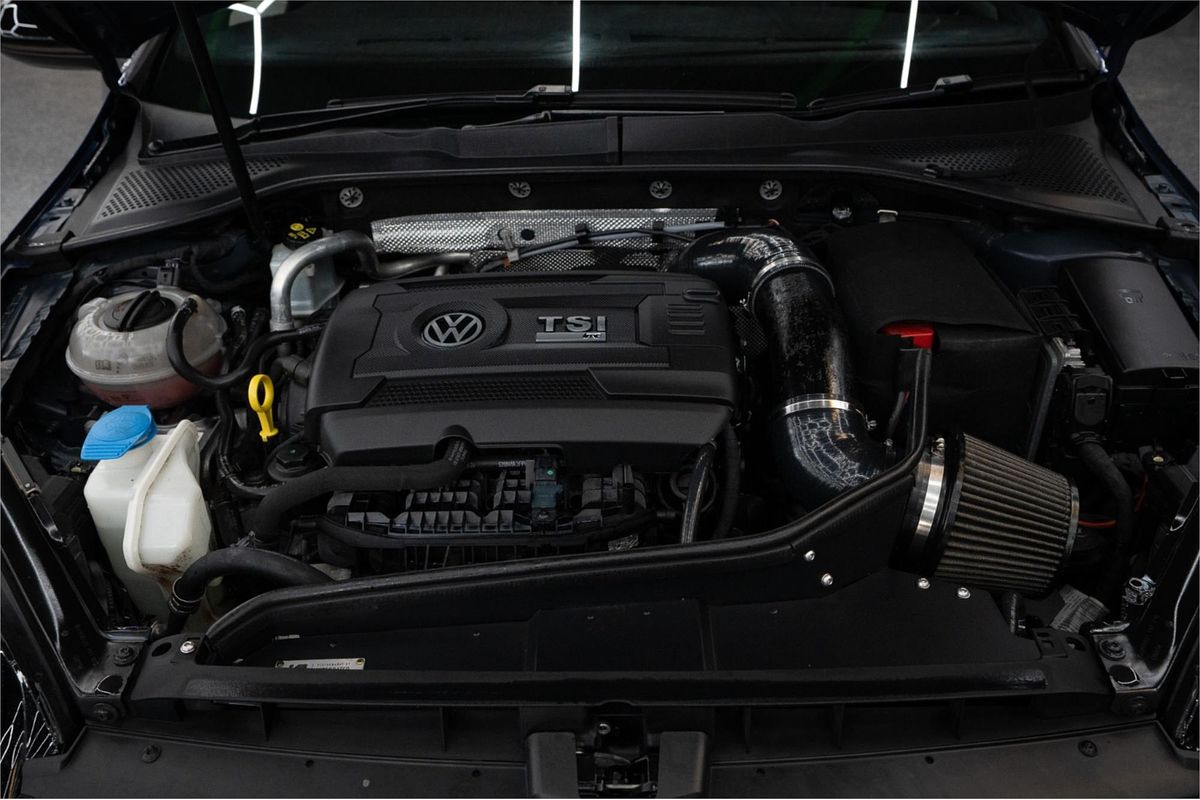 2014 Volkswagen Golf R 7