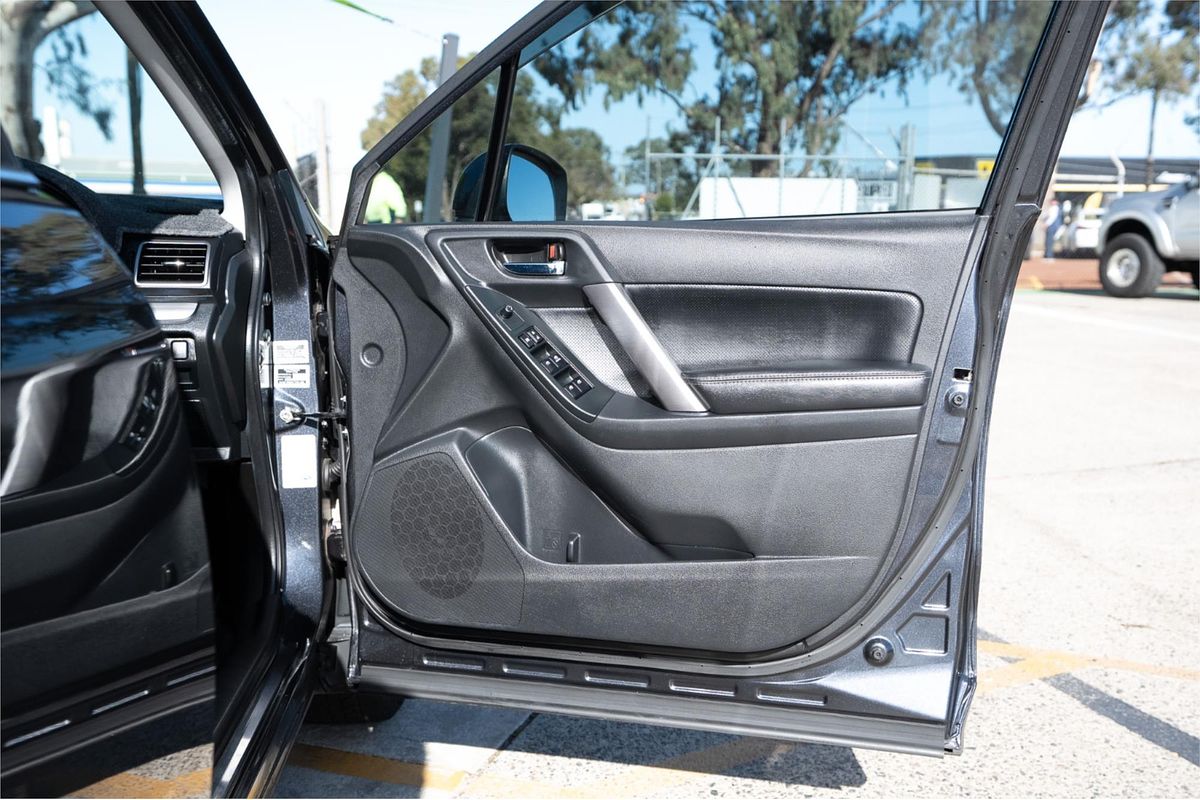 2015 Subaru Forester 2.5i-L S4