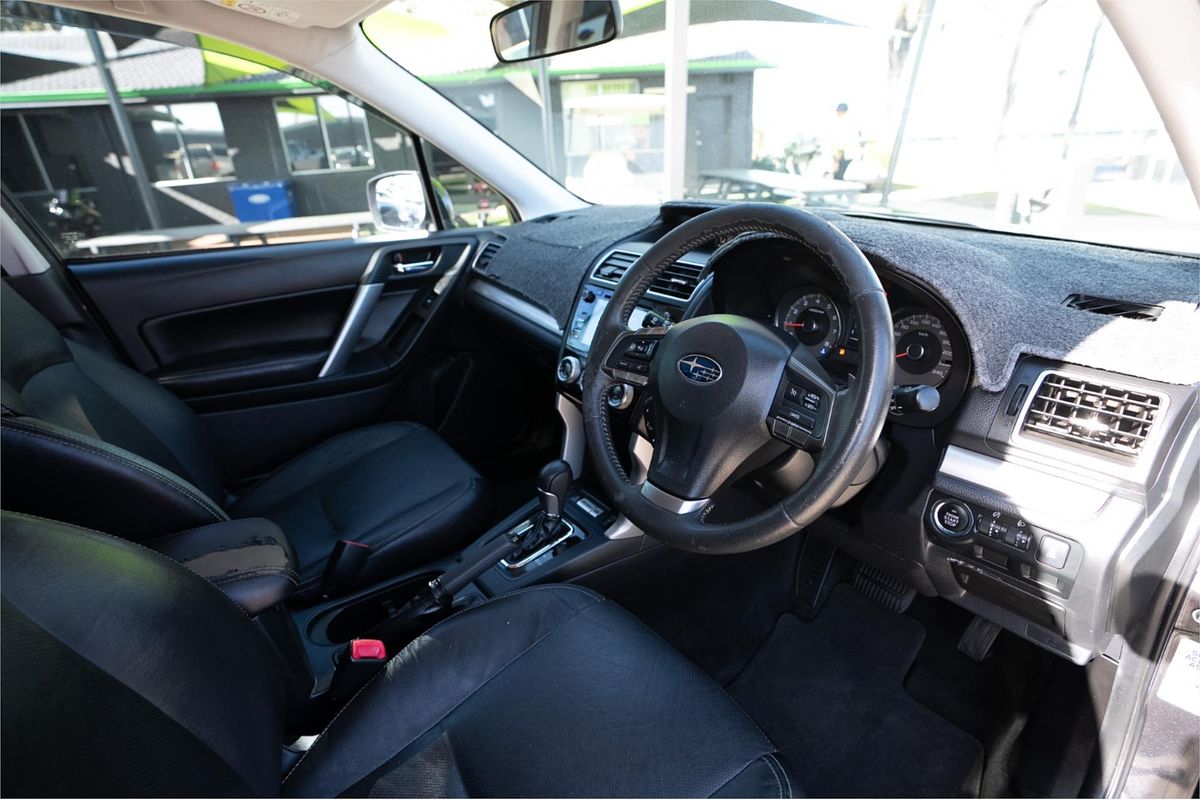 2015 Subaru Forester 2.5i-L S4