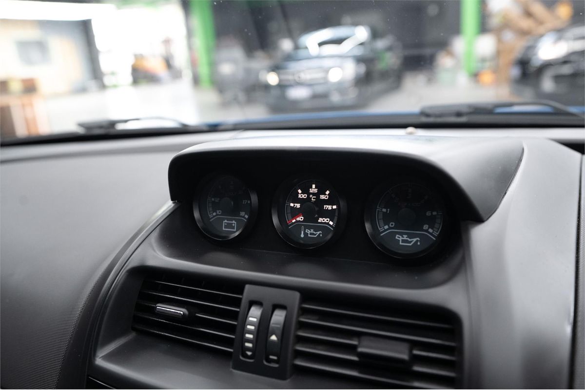 2011 HSV CLUBSPORT R8 E3
