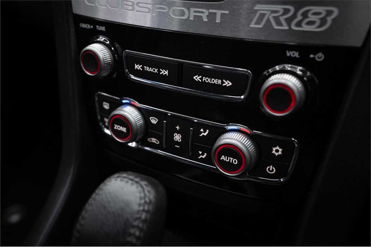 2011 HSV CLUBSPORT R8 E3