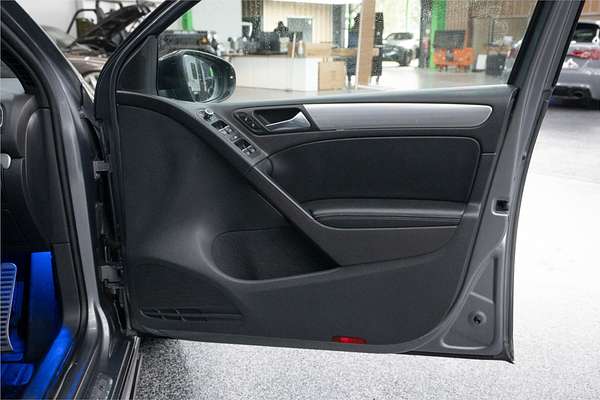 2011 Volkswagen Golf R VI
