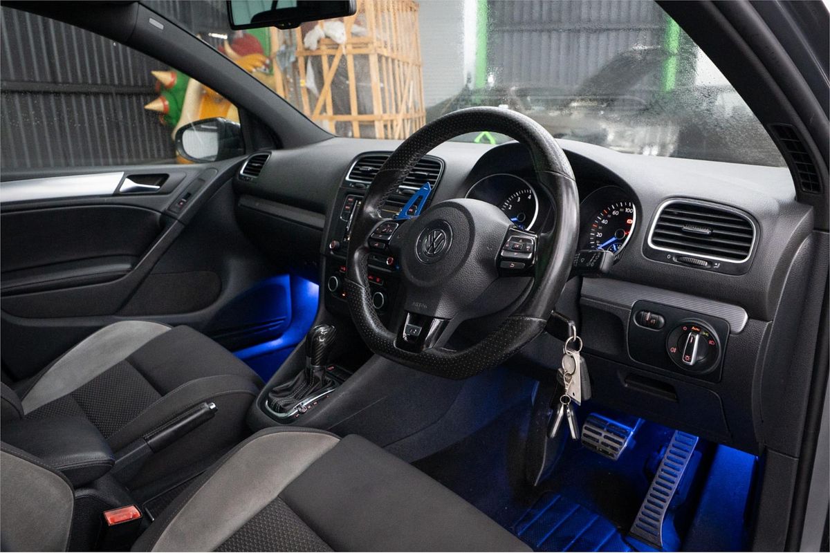 2011 Volkswagen Golf R VI