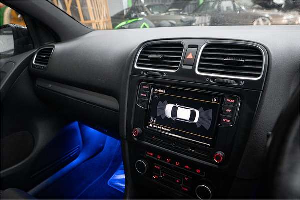 2011 Volkswagen Golf R VI