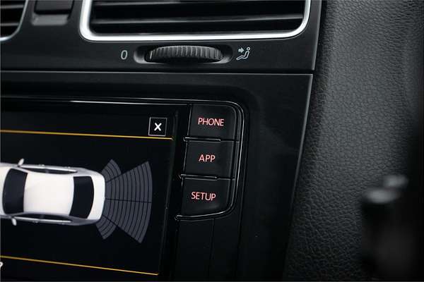 2011 Volkswagen Golf R VI