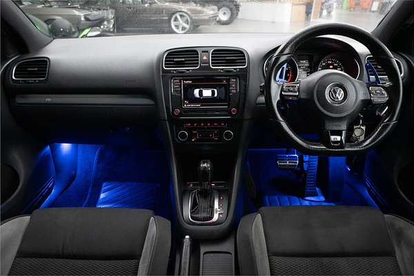 2011 Volkswagen Golf R VI