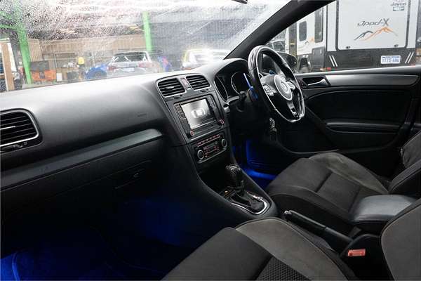 2011 Volkswagen Golf R VI