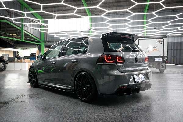 2011 Volkswagen Golf R VI