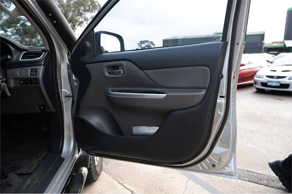 2016 Mitsubishi Triton GLS MQ 4X4