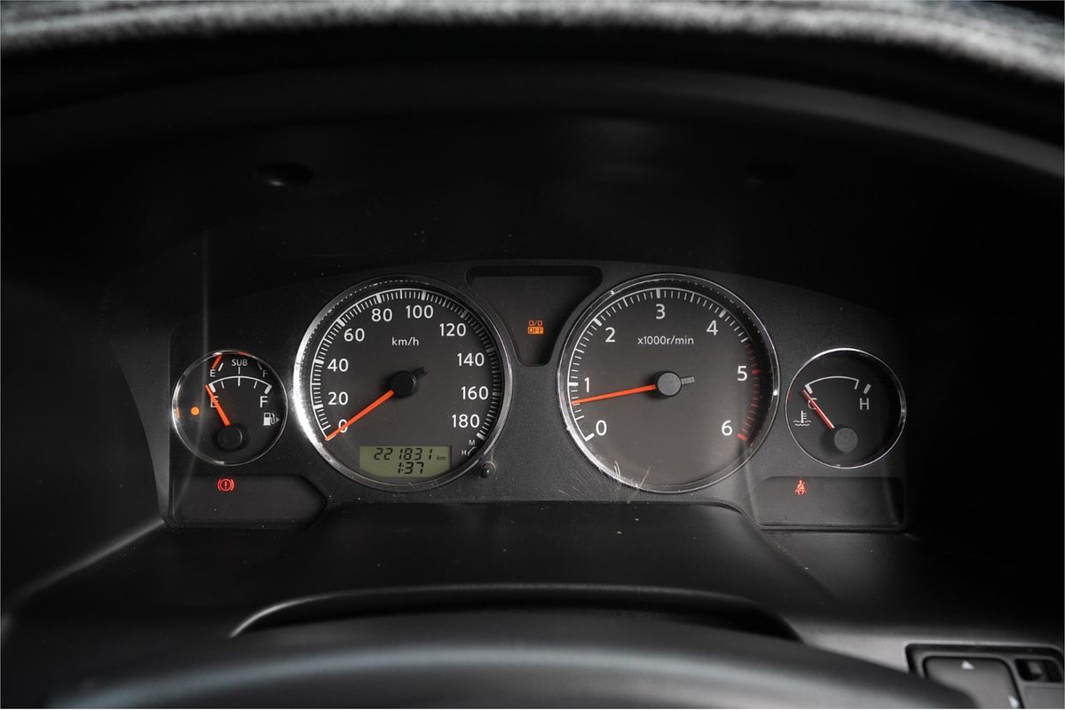 2014 Nissan Patrol ST Y61