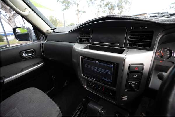 2014 Nissan Patrol ST Y61