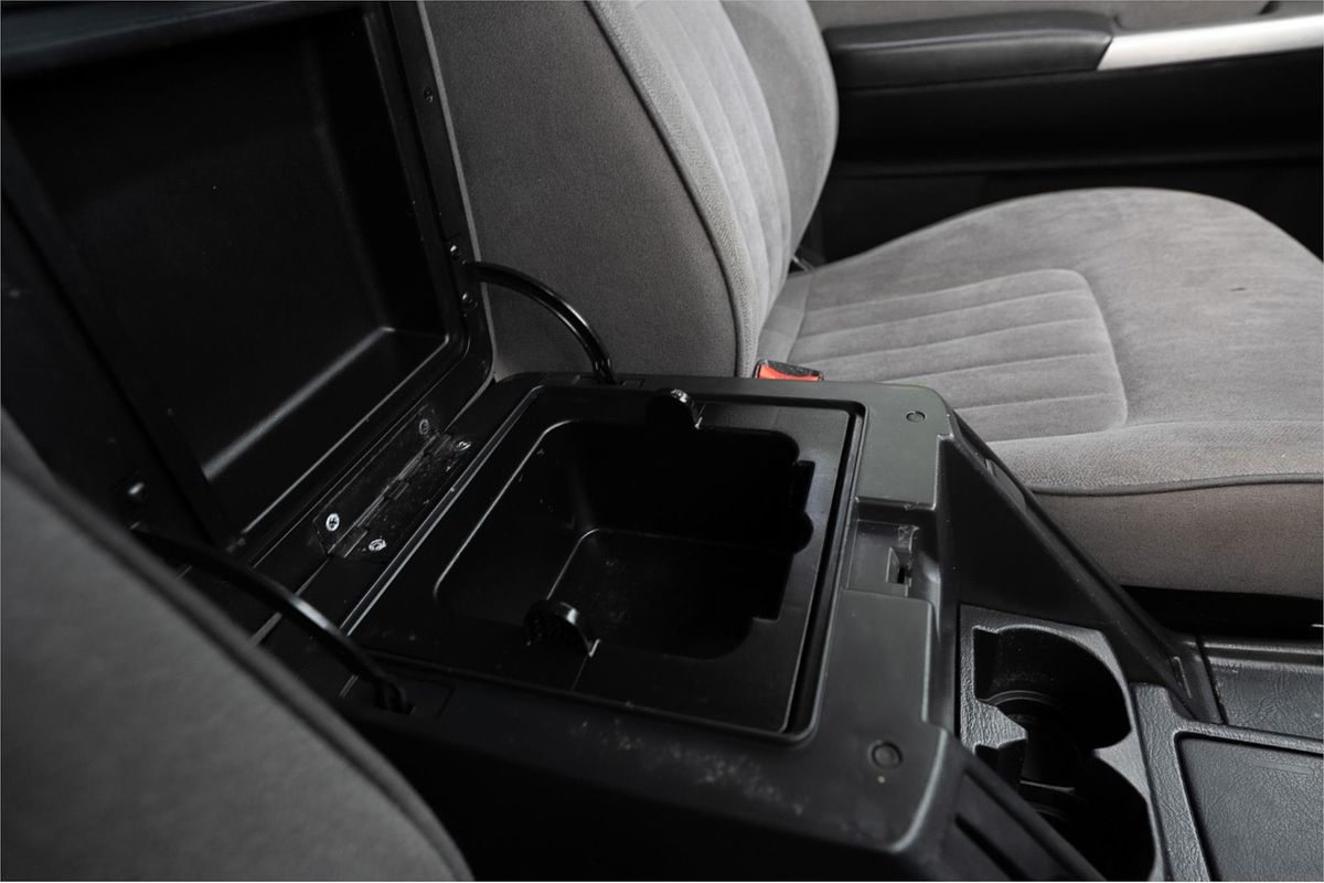 2014 Nissan Patrol ST Y61