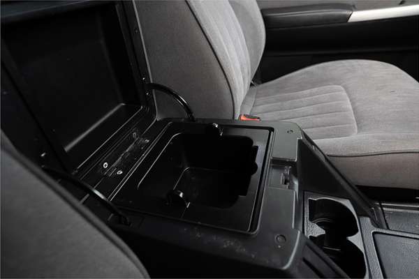 2014 Nissan Patrol ST Y61