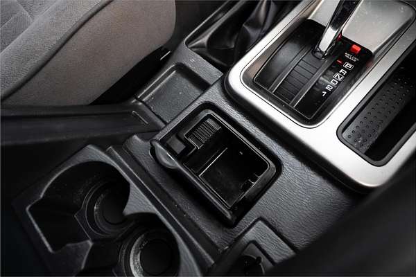 2014 Nissan Patrol ST Y61