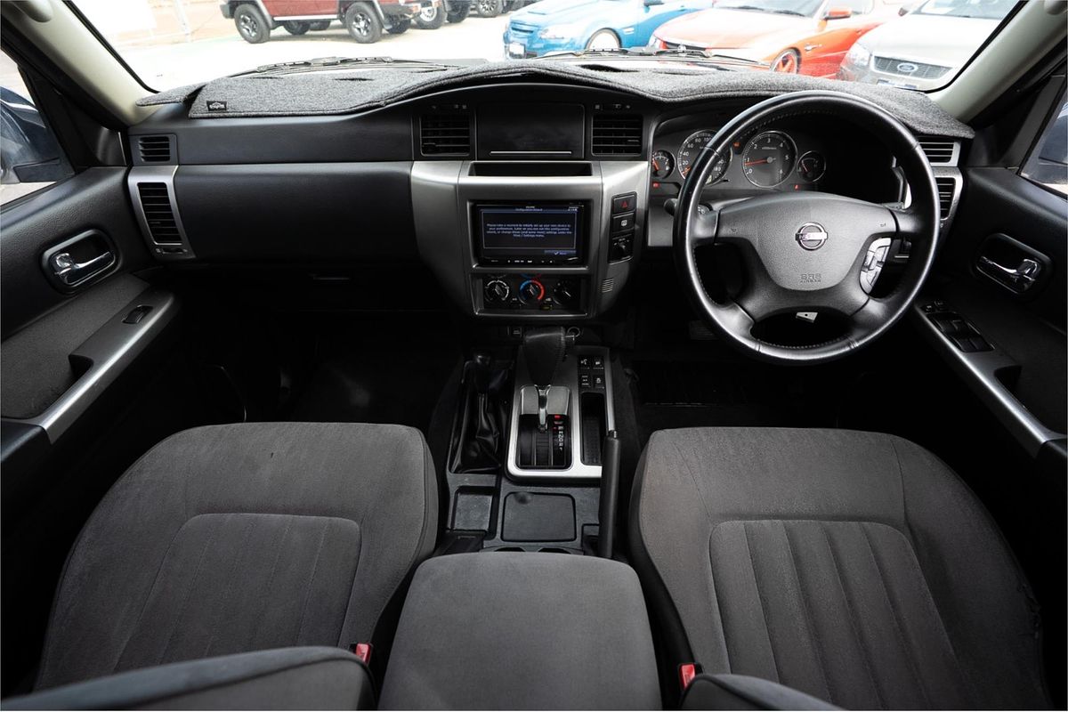 2014 Nissan Patrol ST Y61