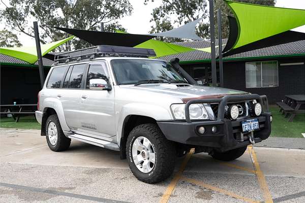 2014 Nissan Patrol ST Y61