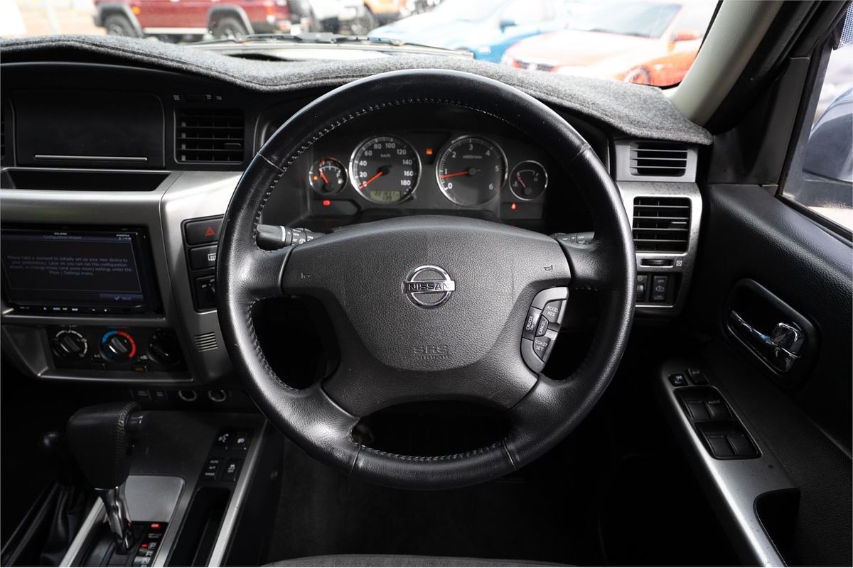 2014 Nissan Patrol ST Y61