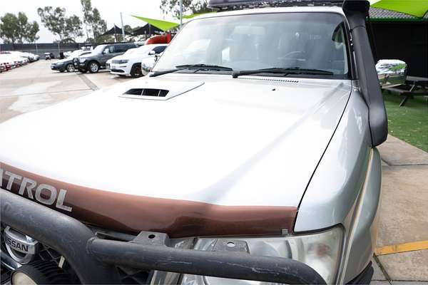 2014 Nissan Patrol ST Y61