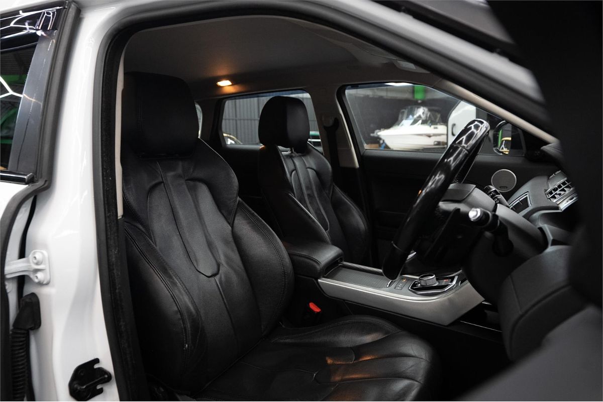 2014 Range Rover EVOQUE TD4 PURE LV MY14