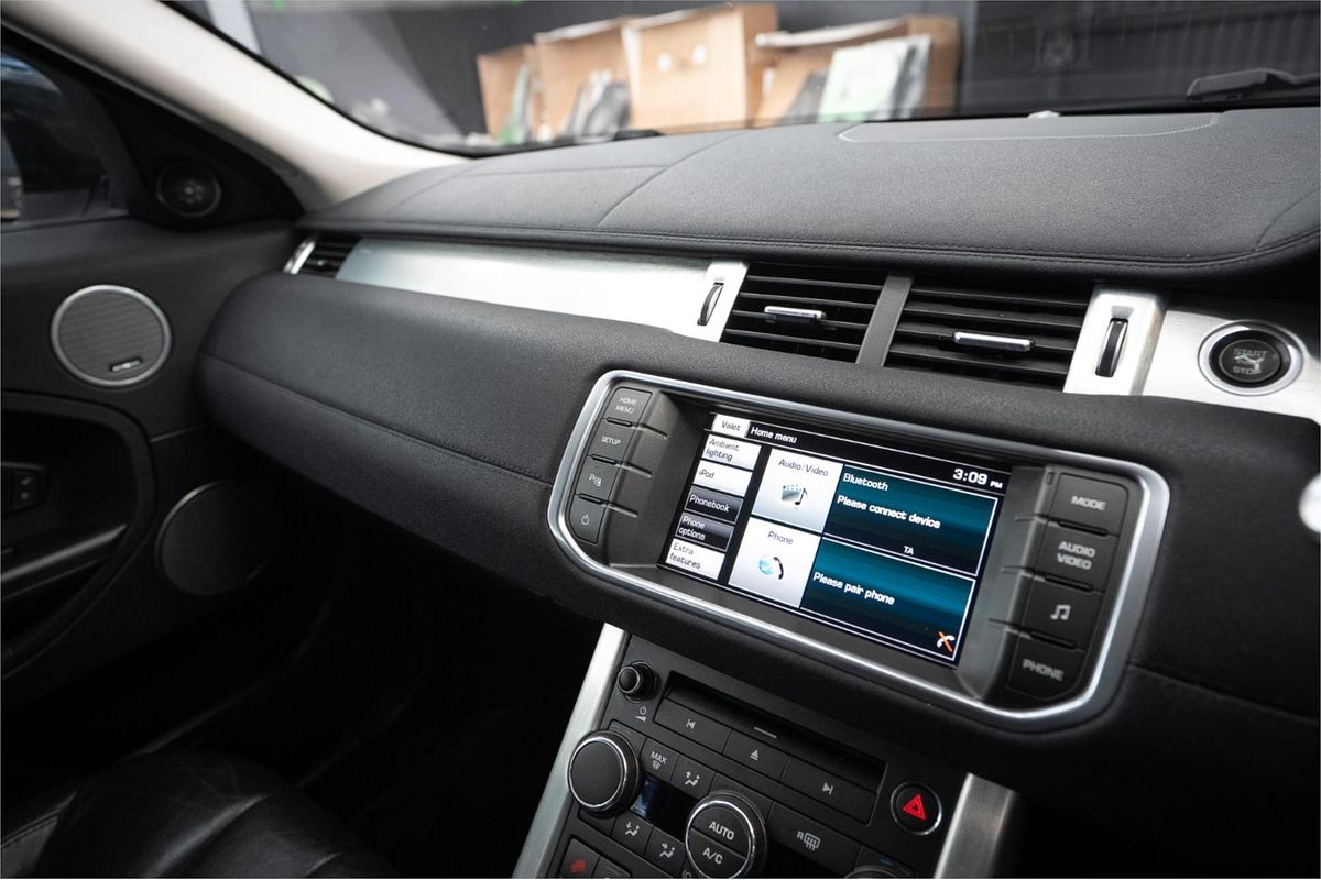 2014 Range Rover EVOQUE TD4 PURE LV MY14