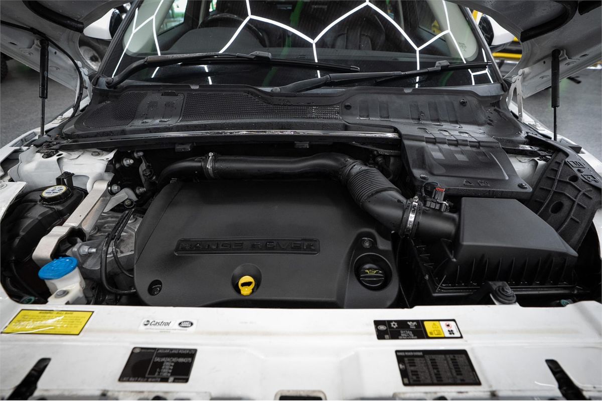 2014 Range Rover EVOQUE TD4 PURE LV MY14