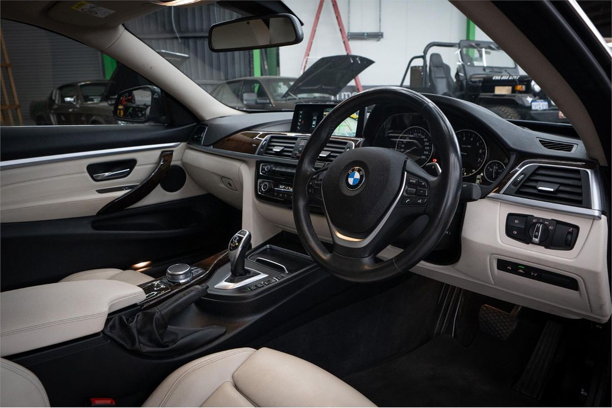 2017 BMW 4 20i SPORT LINE F32 MY16.5