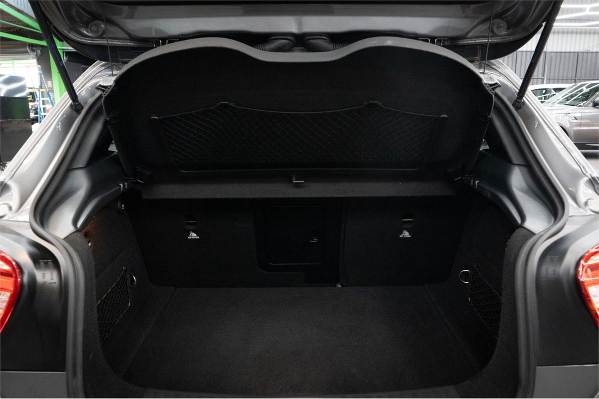 2014 Mercedes-Benz A45 AMG 176 MY14