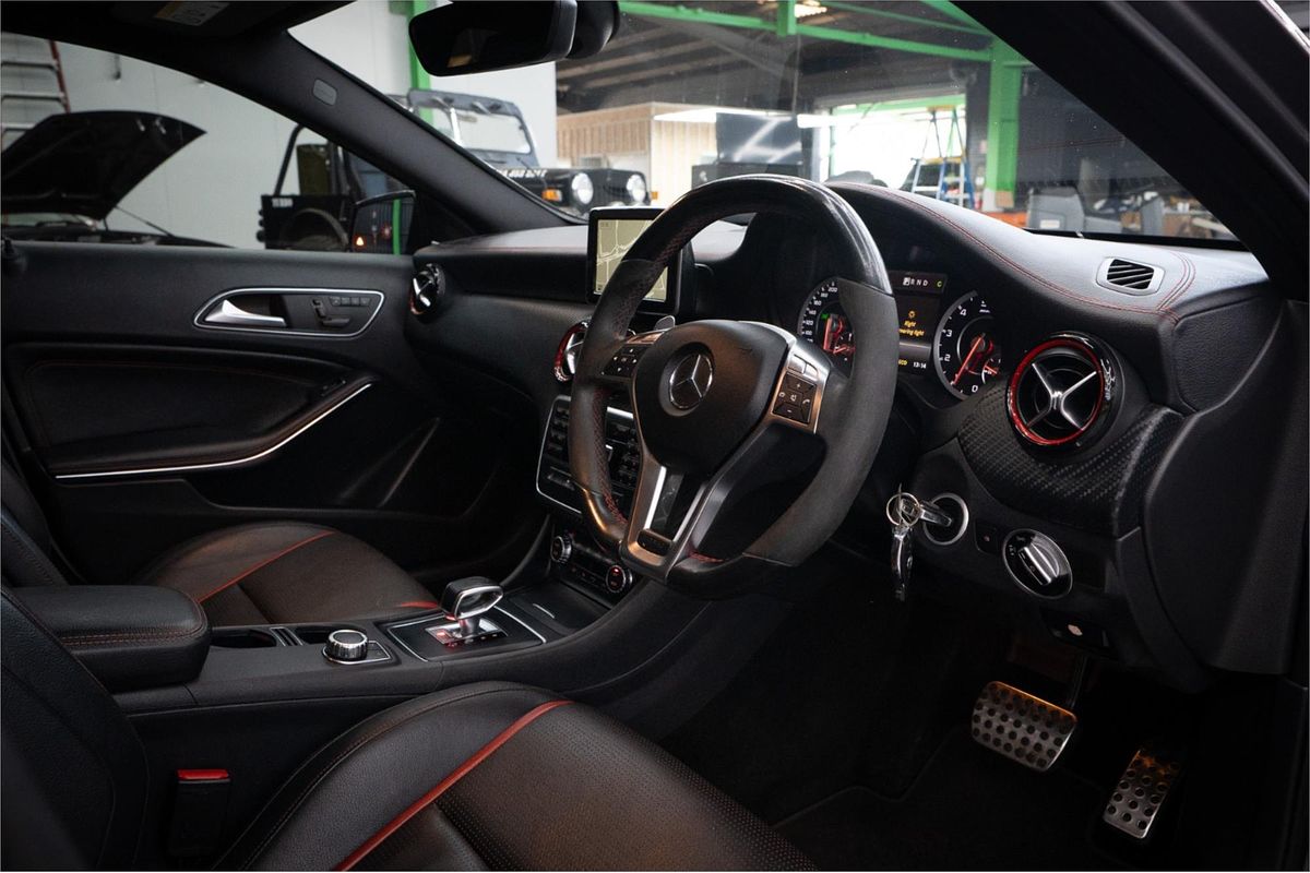 2014 Mercedes-Benz A45 AMG 176 MY14