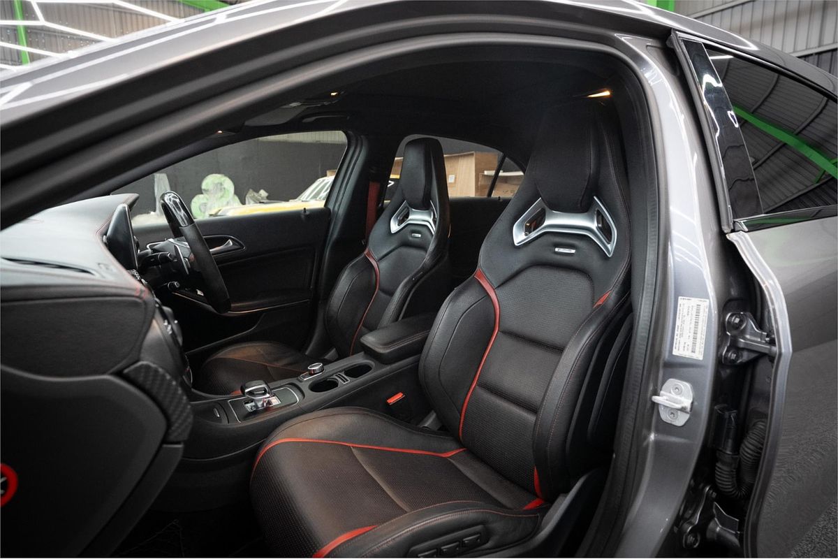 2014 Mercedes-Benz A45 AMG 176 MY14
