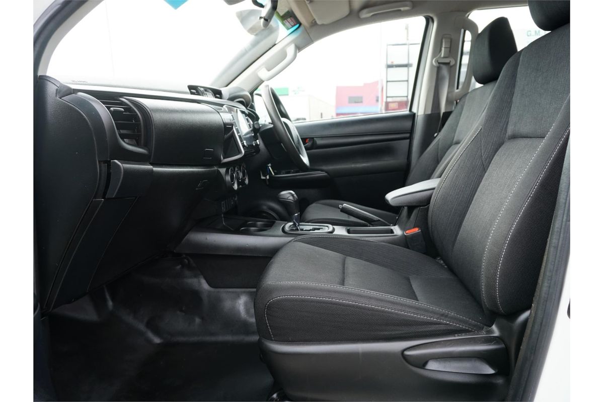 2020 Toyota Hilux SR GUN126R 4X4