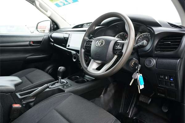 2020 Toyota Hilux SR GUN126R 4X4