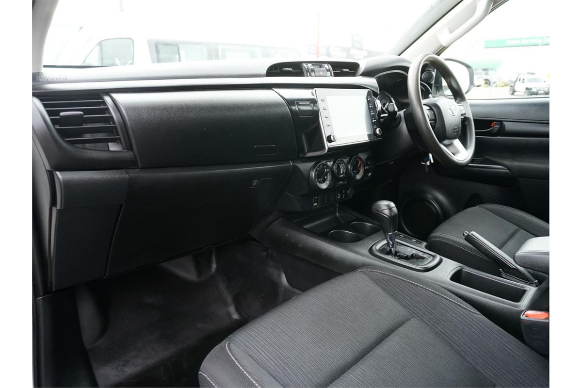 2020 Toyota Hilux SR GUN126R 4X4